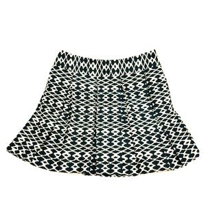 BANANA REPUBLIC Green & White Pleated Mini Skirt